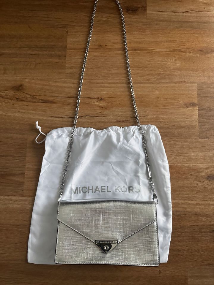 Silber Tasche Michael Kors in Köln