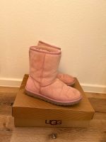 Ugg Boots rosa Wildleder gefüttert Stiefel Gr.39 Niedersachsen - Oldenburg Vorschau