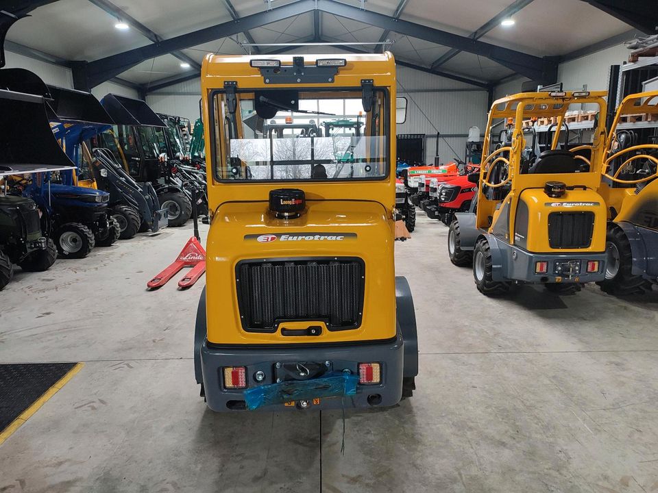 Radlader Eurotrac W 12 Vollkabine Euroaufnahme KUBOTA Motor in Auderath