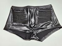 Noir Handmade Glänzende Wetlook Shorts mit Lack schwarz - Gr. 3XL Niedersachsen - Melle Vorschau