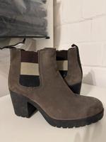 Tommy Jeans Stiefelette grau/beige Größe 40 Nordrhein-Westfalen - Marl Vorschau