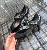 Esprit Pumps High Heels Absatzschuhe Lackschuhe schwarz Nordrhein-Westfalen - Bergisch Gladbach Vorschau
