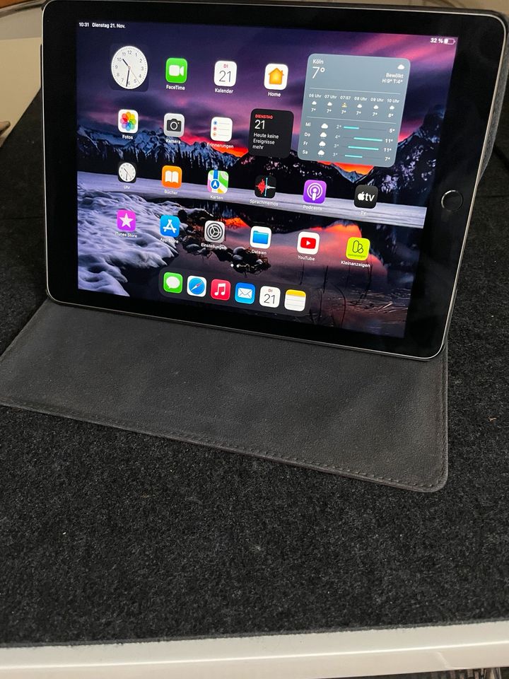 iPad Air 2 Schwarz mit 128 GB in Köln