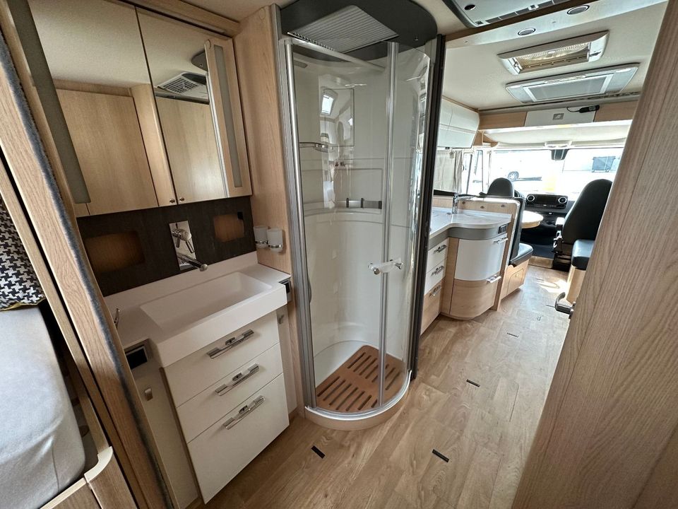 HYMER / ERIBA / HYMERCAR B 880 ML,1Hand,Einzelbetten,ALDE,Wie Neu in Oberstenfeld