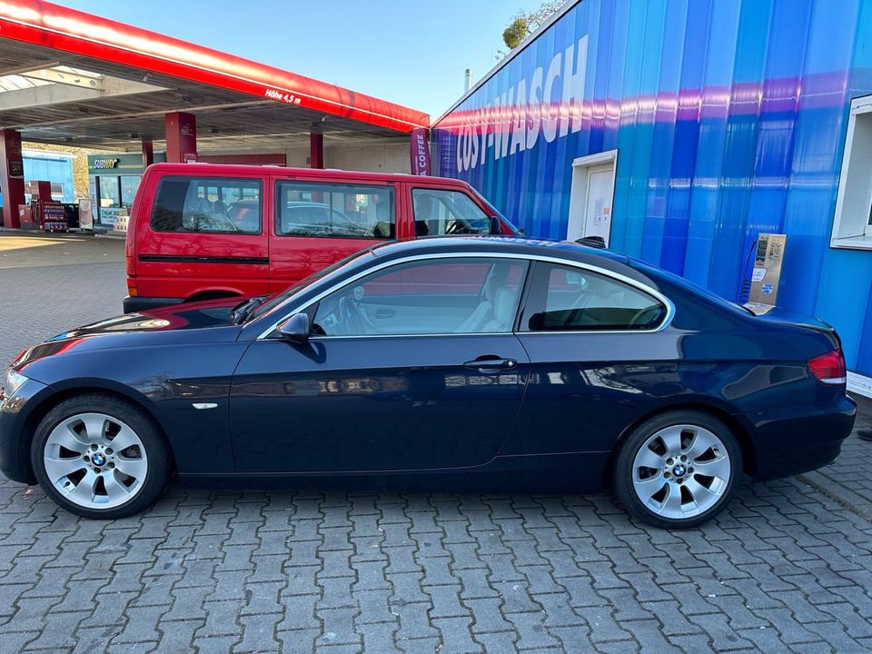 BMW 325i Coupé BESCHREIBUNG LESEN in Berlin