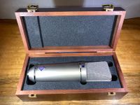 Neumann U87 Ai professionelle Studio Mikrofone mit EA 87 Spinne Friedrichshain-Kreuzberg - Kreuzberg Vorschau