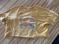 Mustard Yellow Hollister Crop Top mit California-Print Bayern - Pocking Vorschau