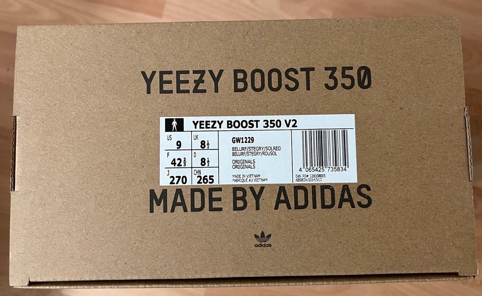 Adidas Yeezy 350 V2 Beluga RF - neu OVP in Frankfurt am Main