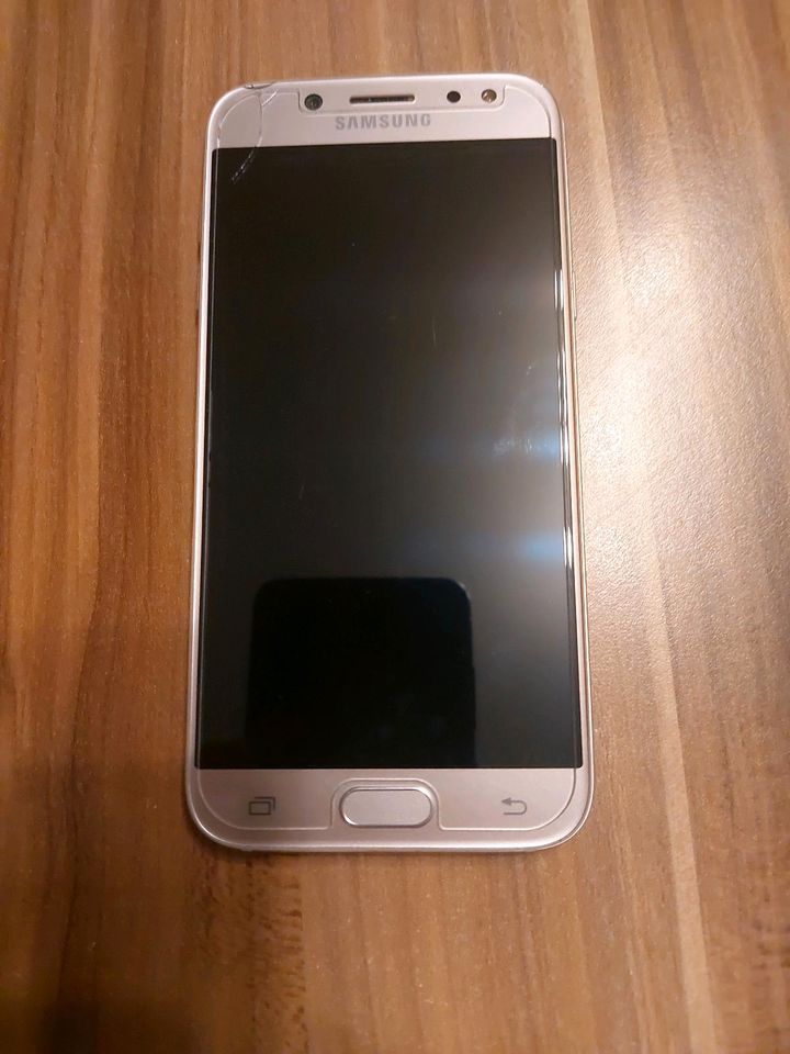 Samsung Galaxy J5 DOUS (2017), gold in Bautzen