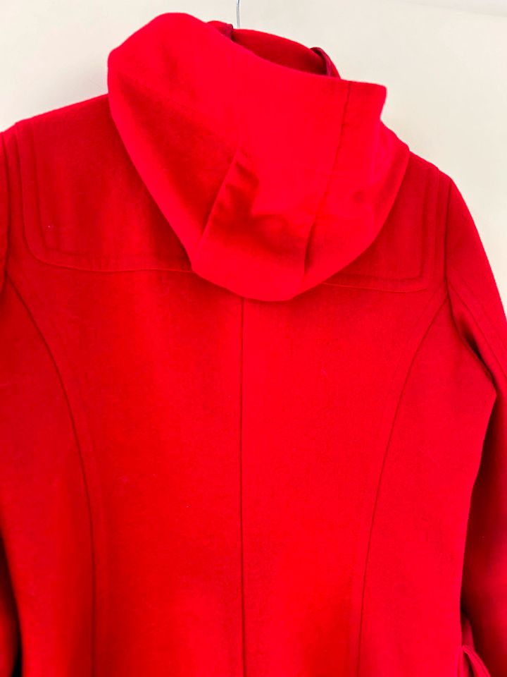 Benetton Dufflecoat Mantel Jacke rot in Essen