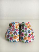 Clogs Blumen floral Garten-Schuhe Bade-Schuhe Hausschuhe Bayern - Bobingen Vorschau
