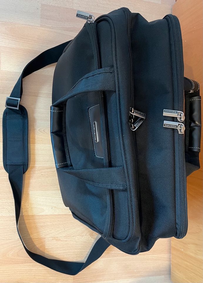 Travelite Reisekoffer mit passender Tasche in Bad Staffelstein