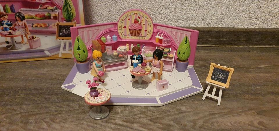 PLAYMOBIL City Life 9080 Café Cupcake Cafeteria in Elstra