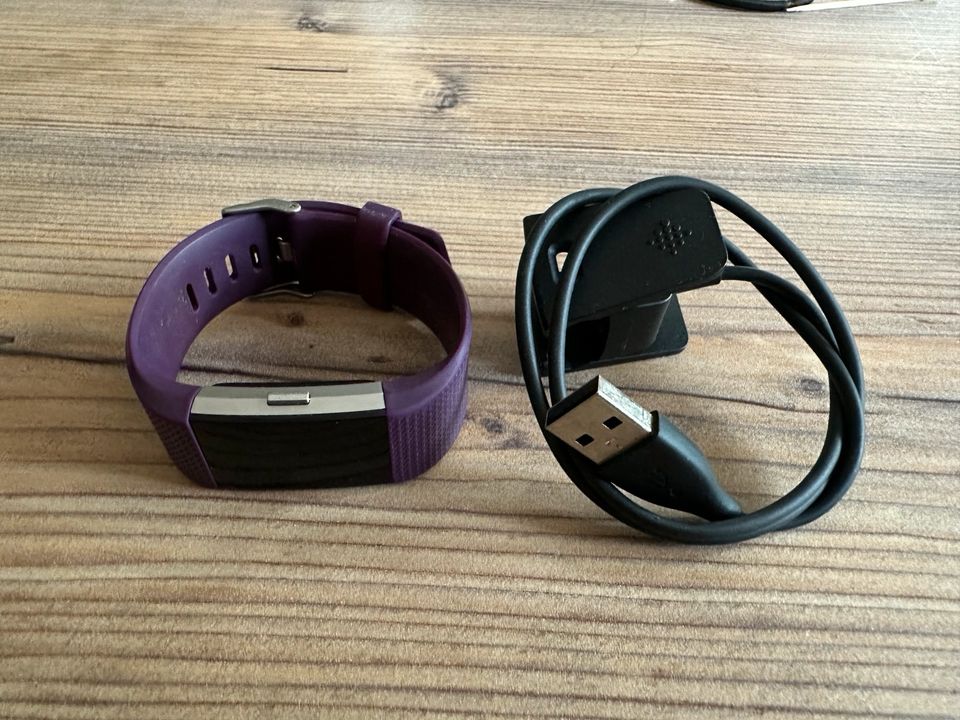 Fitbit Charge 2 Lila Armband in Riesa