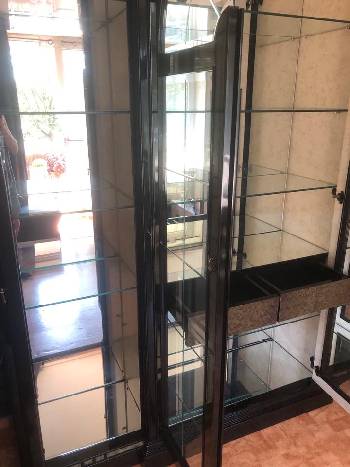 Sideboard dazu passender Vitrinen Schrank/Schwarz glänzend in Heinsberg