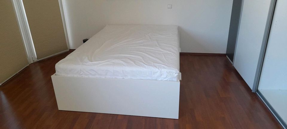 Ikea Bett mit 4 Schubladen und Matratze in Aachen