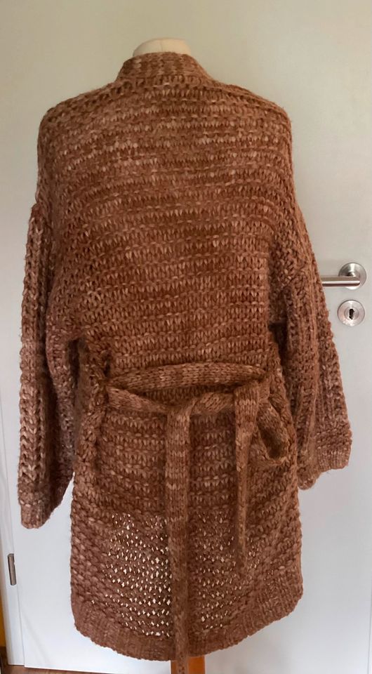 MNG Longstrickjacke aus Wolle in Größe M in Jork