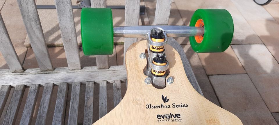 Super Zustand !! EVOLVE Skateboard Bamboo Series in Altrip