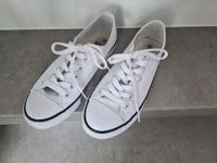 Sneaker  / Segelschuhe Gr. 39 weiss Nordrhein-Westfalen - Bottrop Vorschau