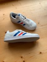 Adidas Unisex-Kinder VL Court 2.0 Sneaker Fitnessschuhe 35 weiß Sachsen - Neustadt Vorschau