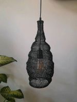 Lampe, Lampenschirm, Metallringe mit Leuchtmittel Berlin - Reinickendorf Vorschau