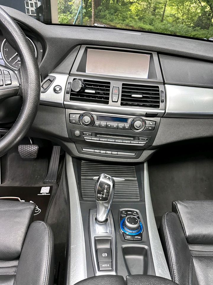 BMW X5 E70 245 PS in Solingen