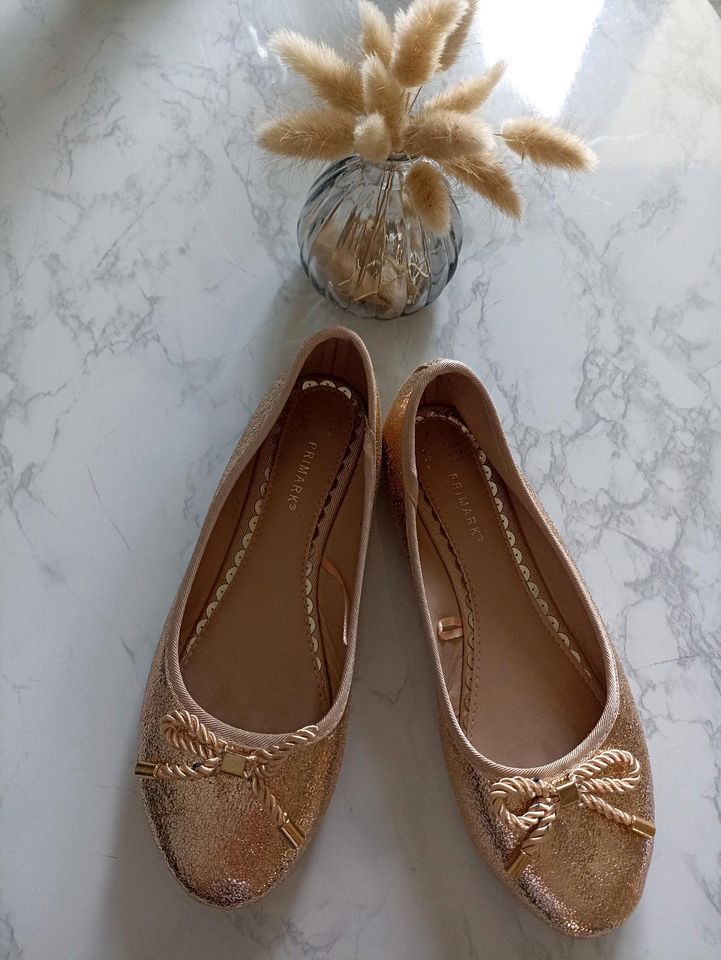 NEU Ballerinas rosegold gr. 37 Schuhe in Bad Honnef