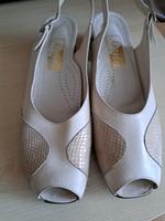 Leder Sandalette Gr. 8  - Farbe creme Rheinland-Pfalz - Kirn Vorschau