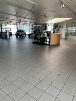 Ausstellungshalle im Autohaus Nordrhein-Westfalen - Kleve Vorschau