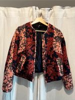 rot gemusterte Jacke, Frühling/ Herbst, H&M, Größe 36 Beuel - Küdinghoven Vorschau