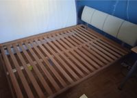Bett 1,40 x 2 m in dunkler Holz-Optik mit Rückenlehne und Rost Hannover - Ahlem-Badenstedt-Davenstedt Vorschau