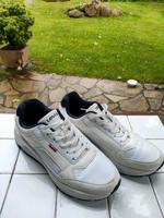 Sneaker Levis gr 45 Niedersachsen - Langenhagen Vorschau