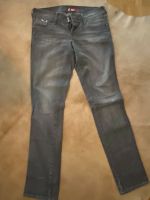 H&M Jeans skinny 29/32 entspricht 38 Frankfurt am Main - Rödelheim Vorschau