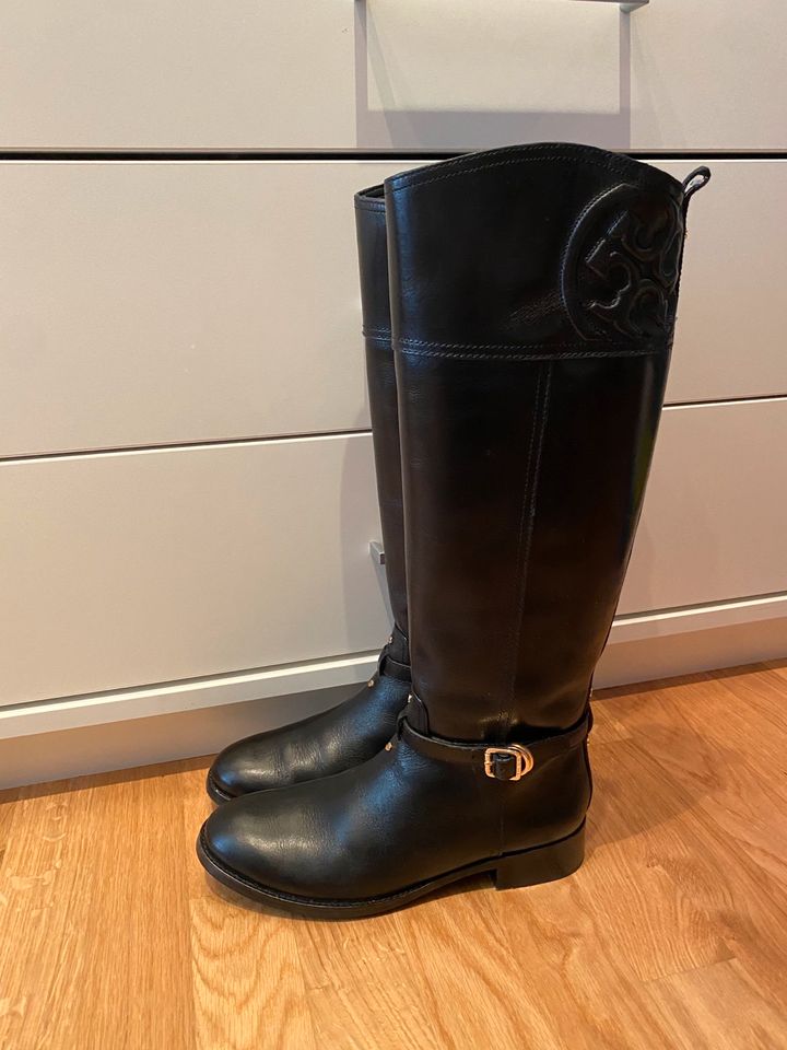 WNEU Original Tory Burch Stiefel Gr 39 Reiterstiefel schwarz in Karlsruhe