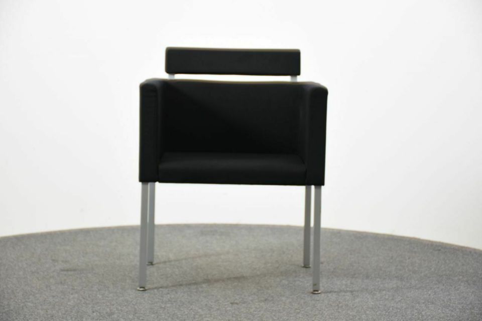 Büromöbel Sessel, Besprechungsstuhl,  schwarz, 4 Fuß, Art.Nr37379 in Zülpich