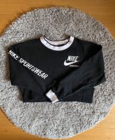 Nike Crop Pullover XS schwarz/weiß Brandenburg - Cottbus Vorschau