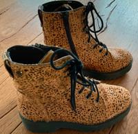 süßes Boots im Leolook, Echtleder, Gr. 36 Thüringen - Arnstadt Vorschau