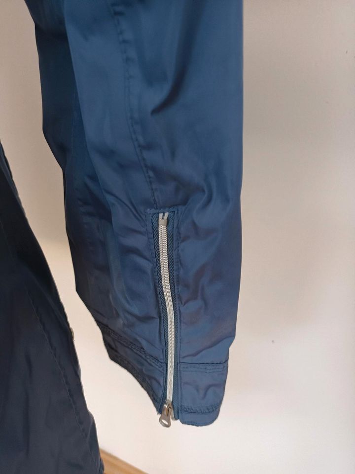 Regenjacke/Mantel  Damen blau Größe S (36/38) in Hückelhoven
