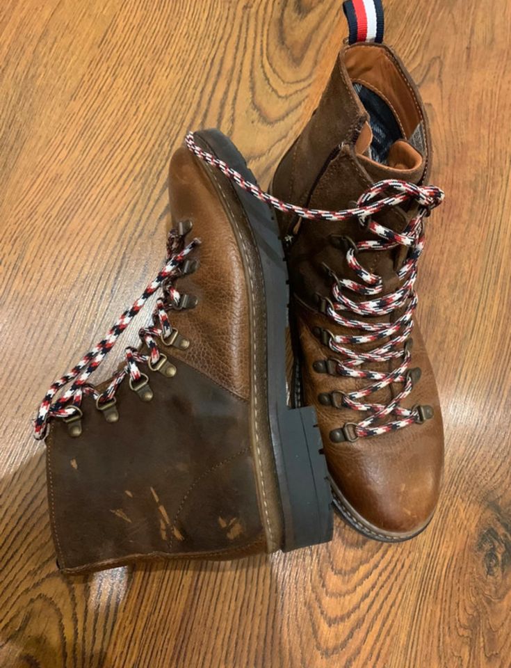 Tommy Hilfiger Elevated Outdoor Hiking Wanderstiefel Boots Gr. 43 in Bietigheim-Bissingen