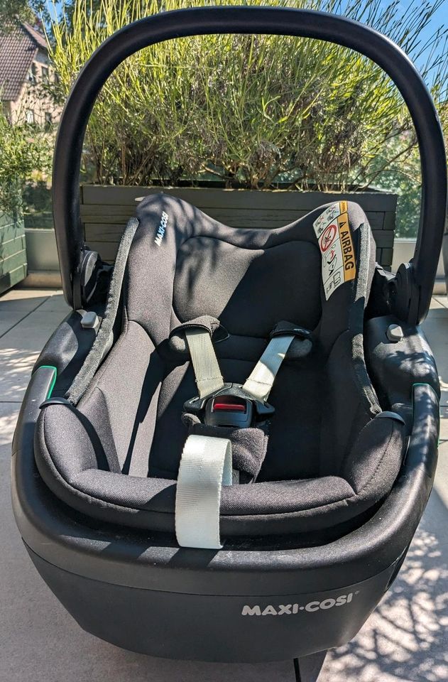 MAXI COSI Set Babyschale Coral 360 Essential Graphite ohne Staton in Essen