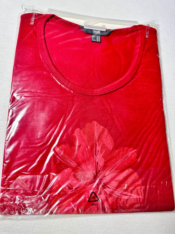 Tshirt Funktionsshirt Größe S ungetragen originalverpackt Tchibo in Gittelde