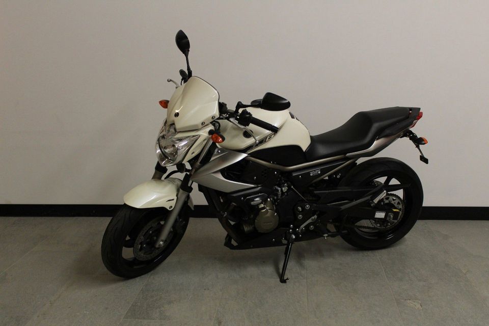 Yamaha XJ6 inkl. Tieferlegung in Heroldstatt