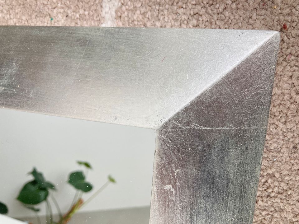 Holz Spiegel Silber quadratisch Metallic Silber 28,5x28,5cm in Berlin