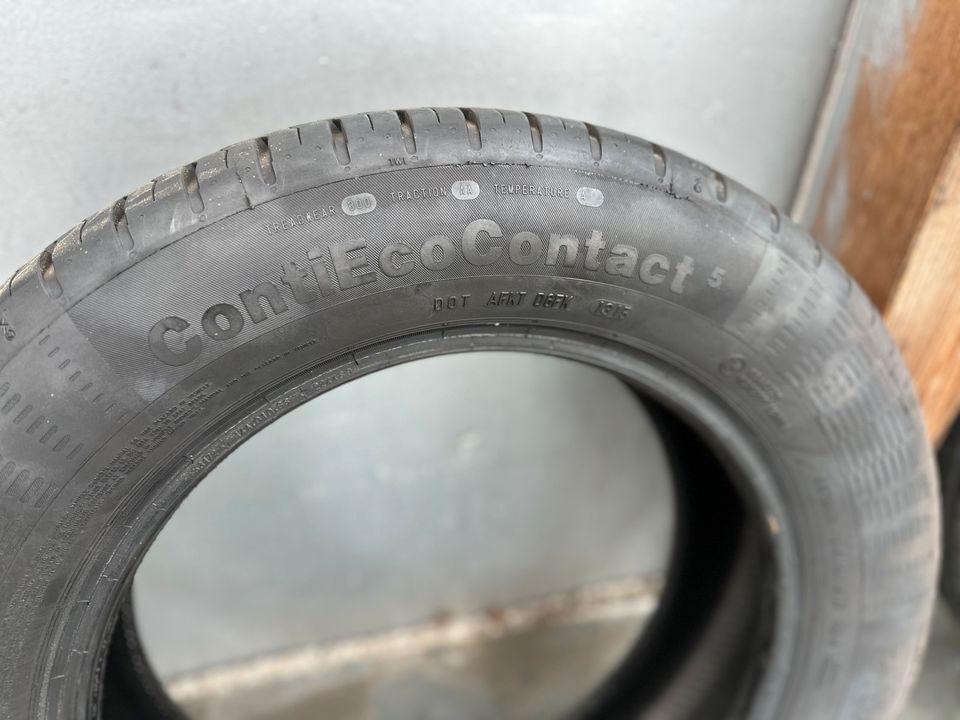 4x lose 215/60R17 96H Sommerreifen Continental in Sindelfingen