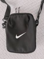 Nike Schultertasche Umhängetasche Herren neu Baden-Württemberg - Künzelsau Vorschau