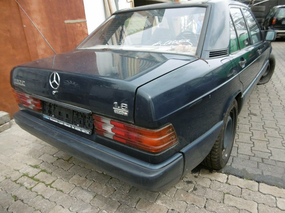 Mercedes 190 Teile Typ W 201 zum Ausschlachten in Köln