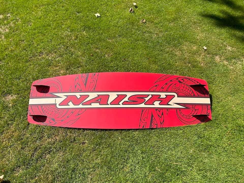 Naish Hero 2022 Kiteboard 140x43 in Gifhorn