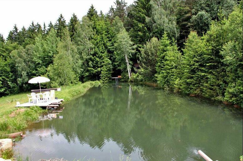 Sehr schöne Ferienhütte Bayern mit Badeteich für 4-7 Personen in Karlsruhe
