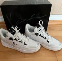 Nagelneue Karl Kani Schuhe Gr. 45 Nordrhein-Westfalen - Remscheid Vorschau