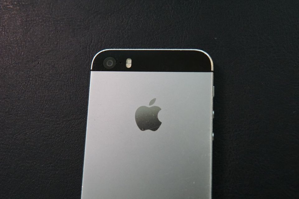 iPhone 5s 16GB Space Grey in Bremen